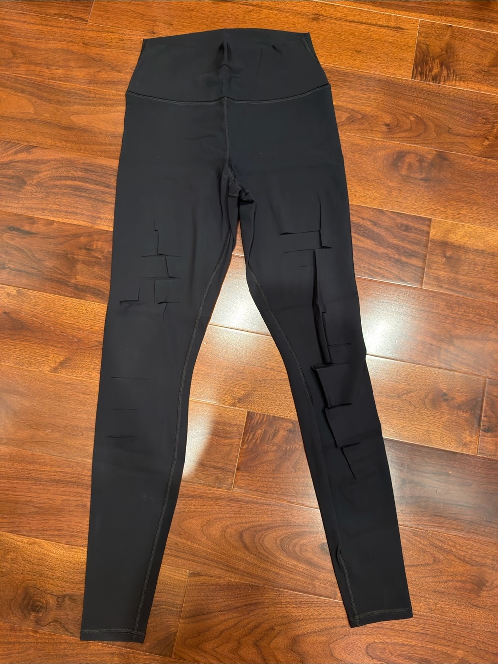 ALO Yoga Black High-Waist Leggings with Ladder Cutouts